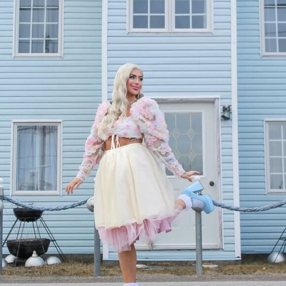 Floral Long Sleeve Crop Top with Puff Sleeves - Picture 1 of 5